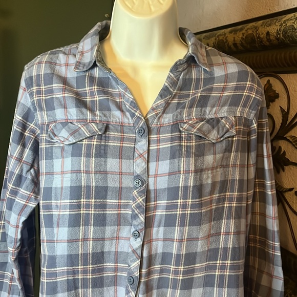 Columbia Essential Women’s Blue Plaid Button Up Flannel Shirt Sz L - Picture 2 of 8